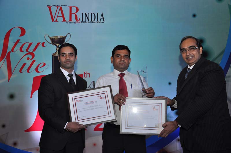 Mr. Vipin Tyagi,Director-C Dot giving away award to SMARTLINK